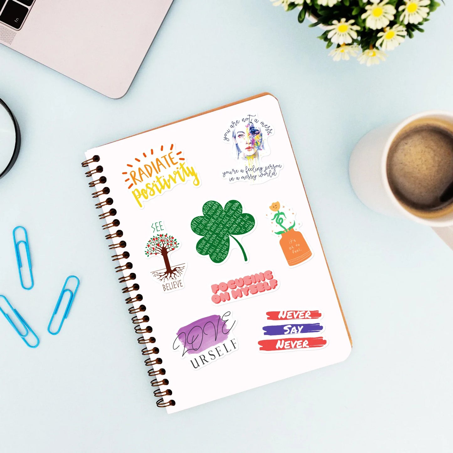 🌈🧠 50-pack Mindset Magic – Motiverande Quote-Stickers i vattentålig vinyl