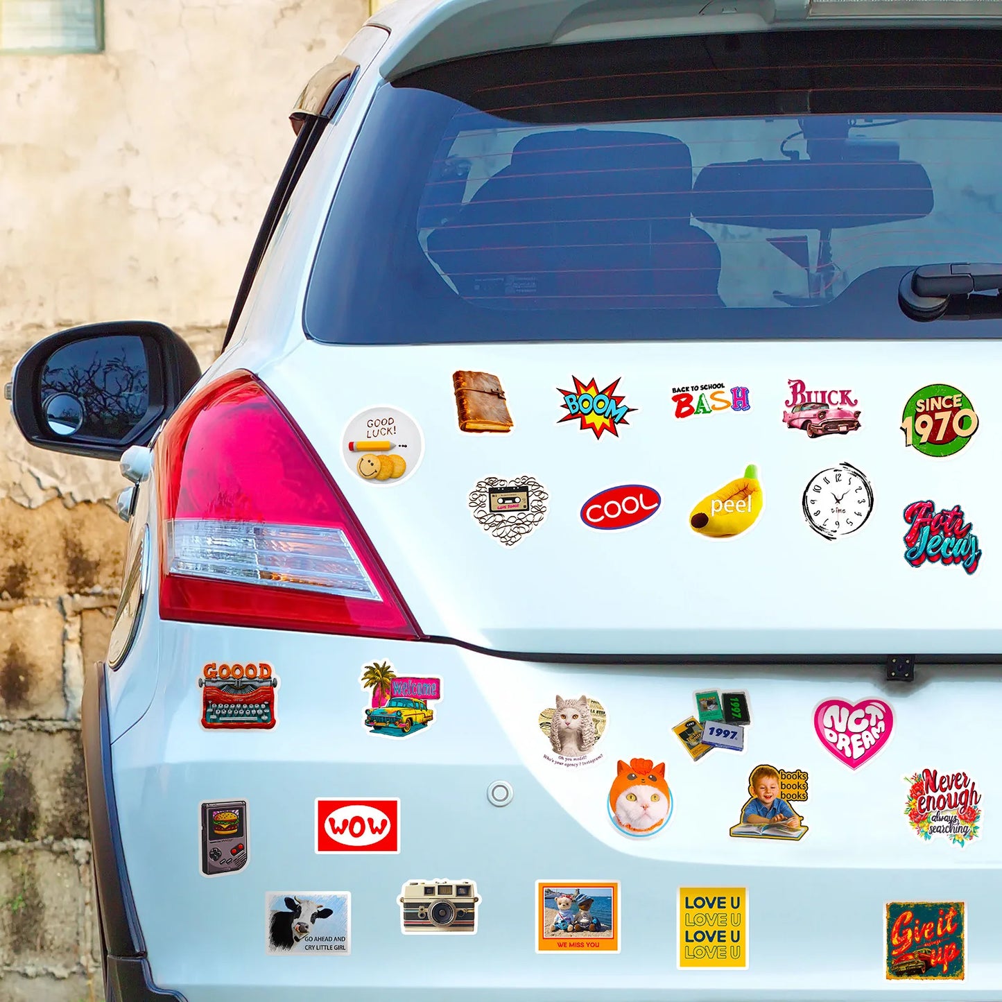 🎉 50-pack Retro Pop & Good Vibes – Vattentåliga Quote-Stickers i Vinyl